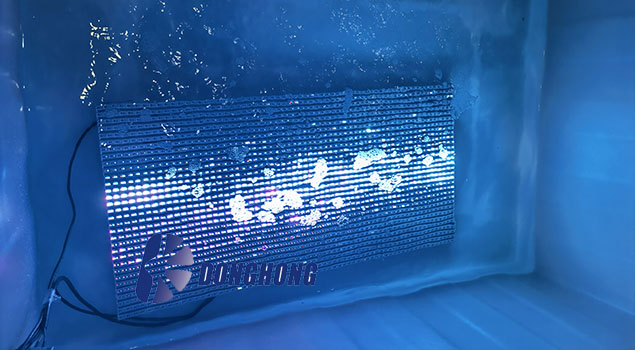 High Waterproof and Dustproof Capability